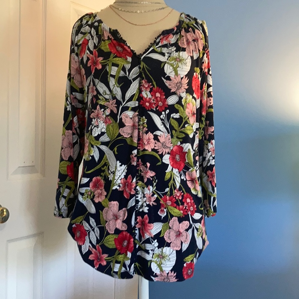 Cold-Shoulder Quarter Length Sleeve Cotton Blouse